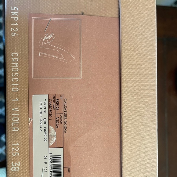 Miu Miu Peep Toe Pumps - Picture 3 of 6